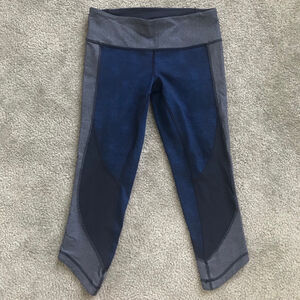 EUC Lululemon Wunder Under Crop*Sashiko Cross Inkwell Rugged Blue / Inkwell Sz 6